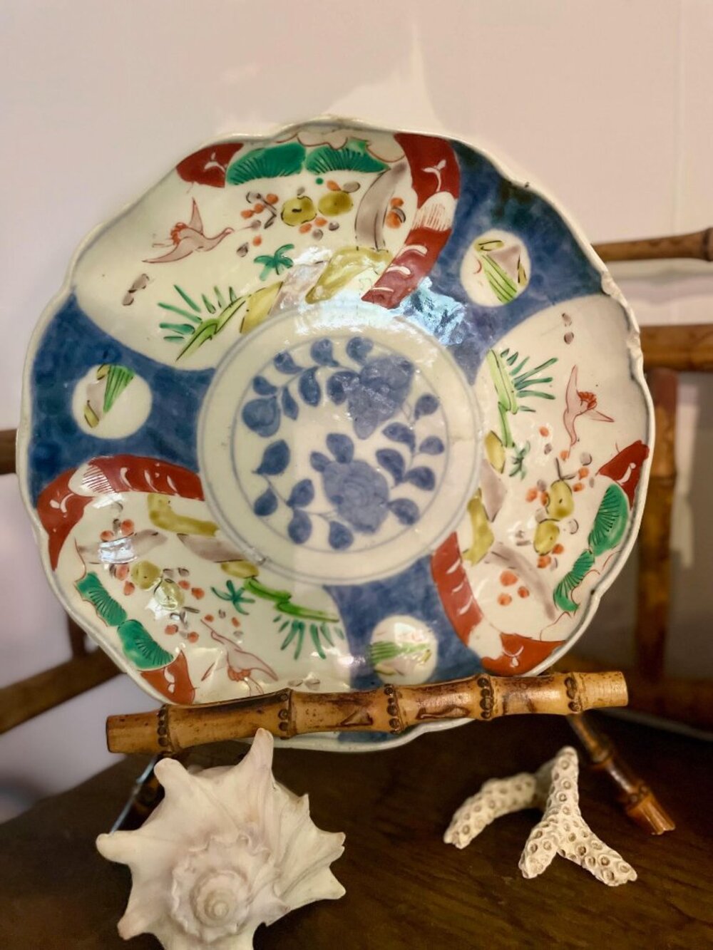 Japanese Imari Style Hand Painted Scalloped Plate 8.5”
